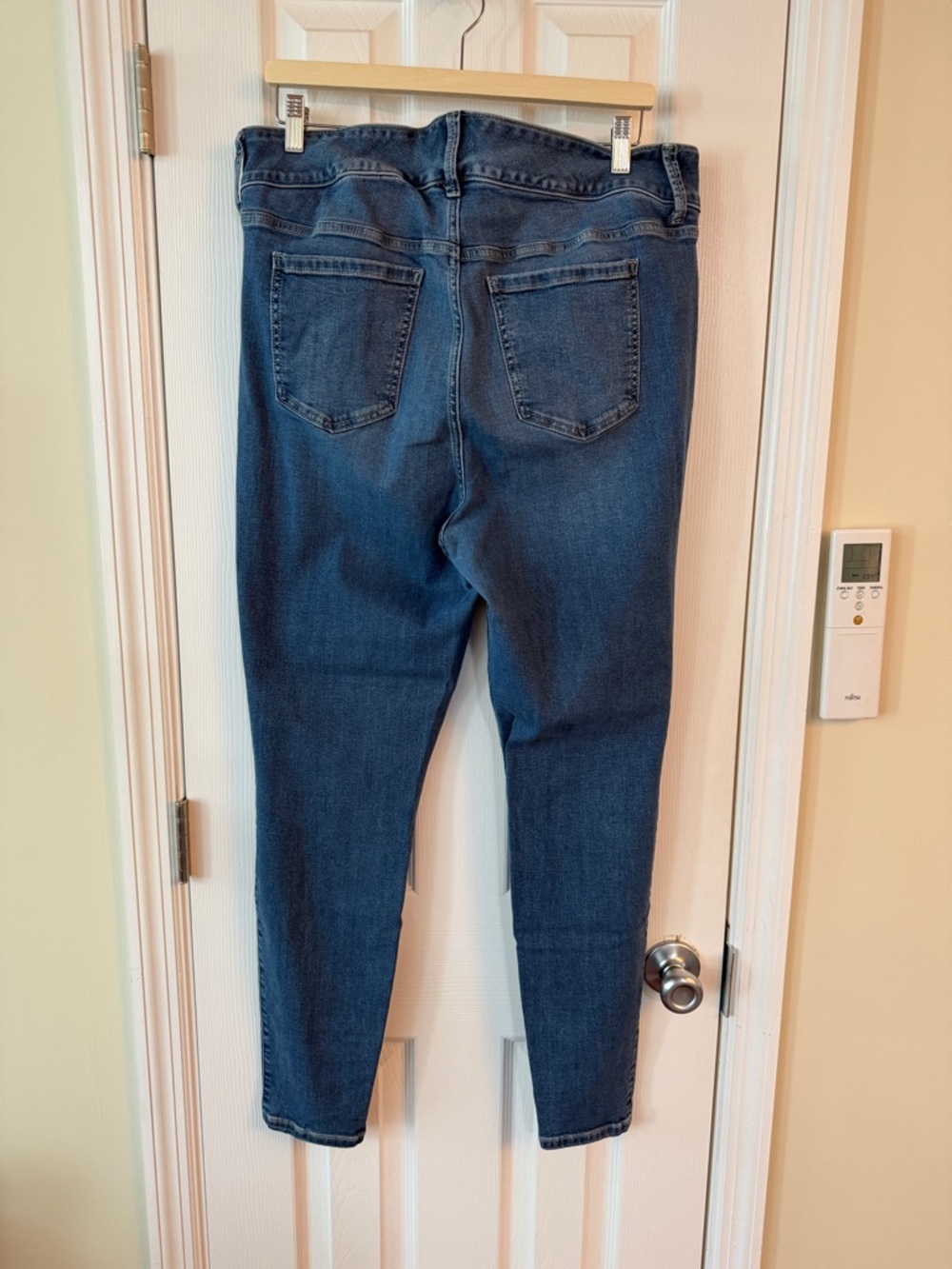 torrid Dark Blue High-Rise Skinny Jeans - Picture 5 of 5